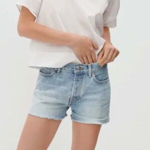 EVERLANE The Relaxed 90’s shorts button fly 5 pockets raw edge hem light blue 27